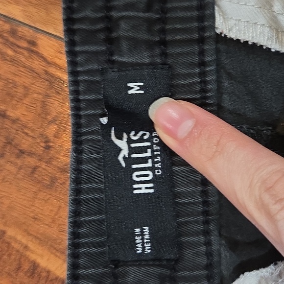 Hollister Black Joggers 9inch - Picture 3 of 4